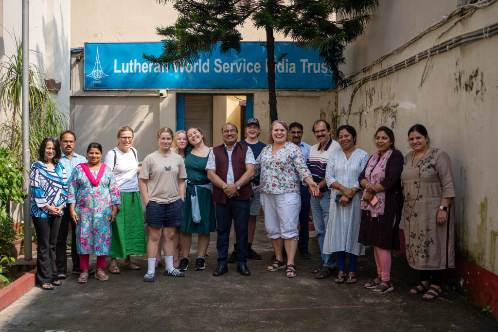 Felles bilde oppstilt ved LWSIT hovedkontor i Kolkata